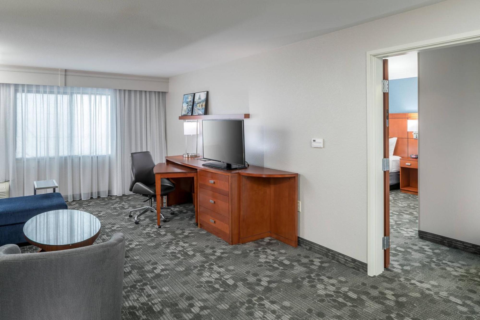Courtyard By Marriott Austin Parmer Tech Ridge Eksteriør bilde